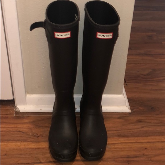 Hunter Rainboots Matte Black - Picture 1 of 3